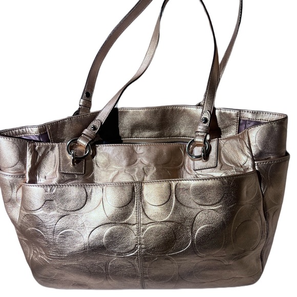 Metallic Gold Vintage Coach Shoulder Tote Bag - Picture 2 of 5